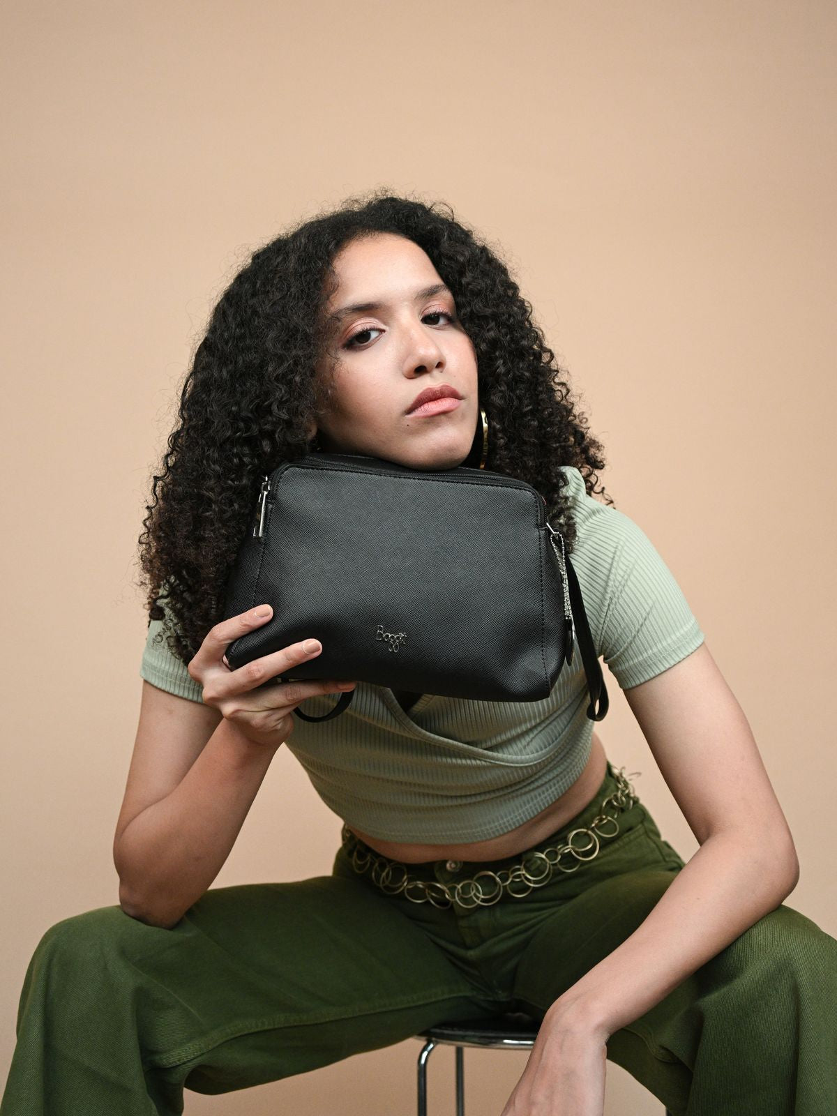 Vienna Black XS Camera Bag Sling Bags