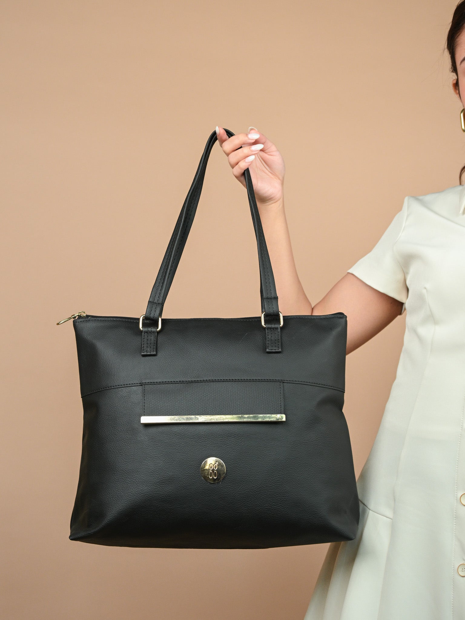 Inosuke Black Large Tote Bags-1