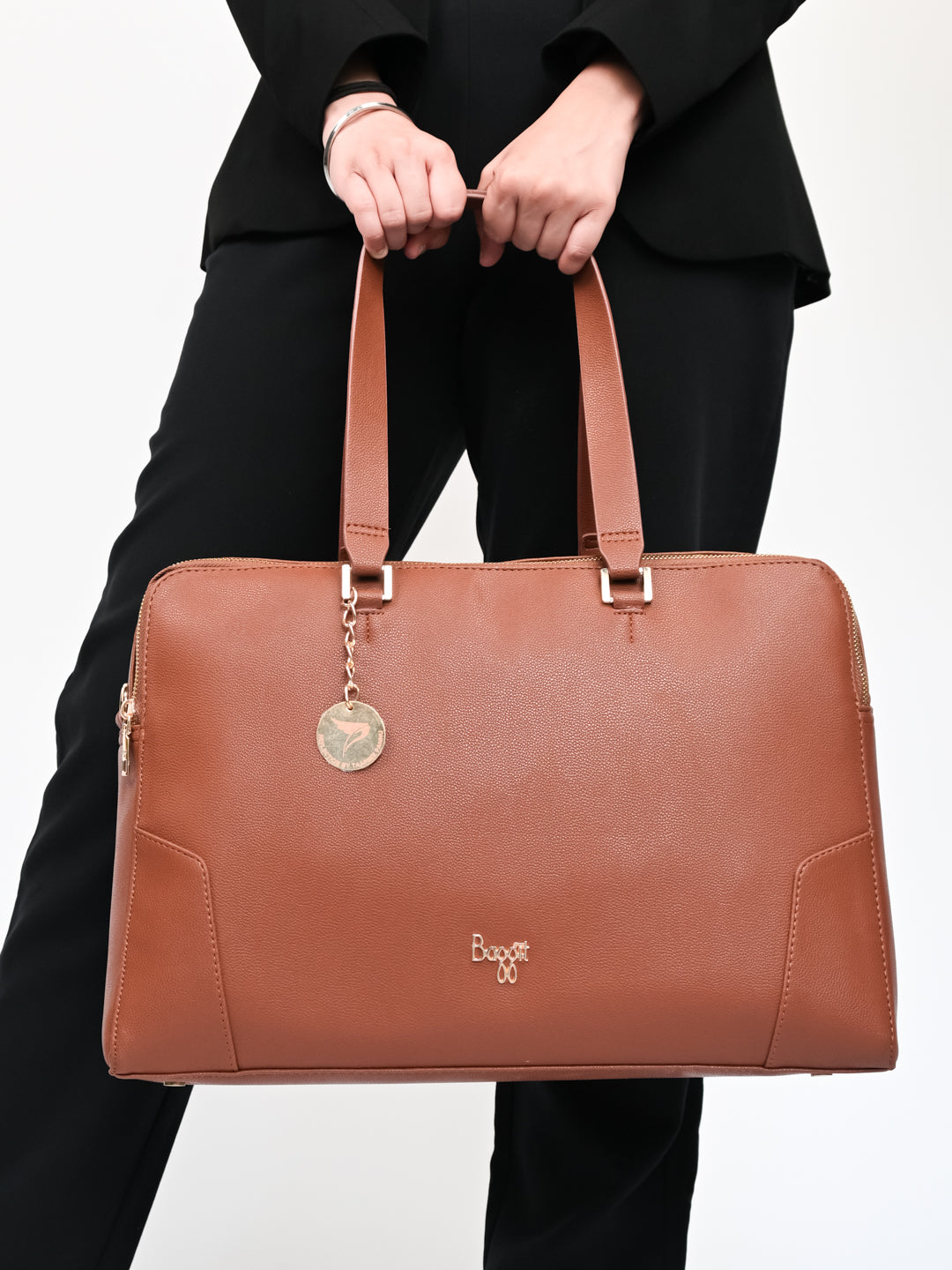 Roughet Tan XL Camera Bag Bags