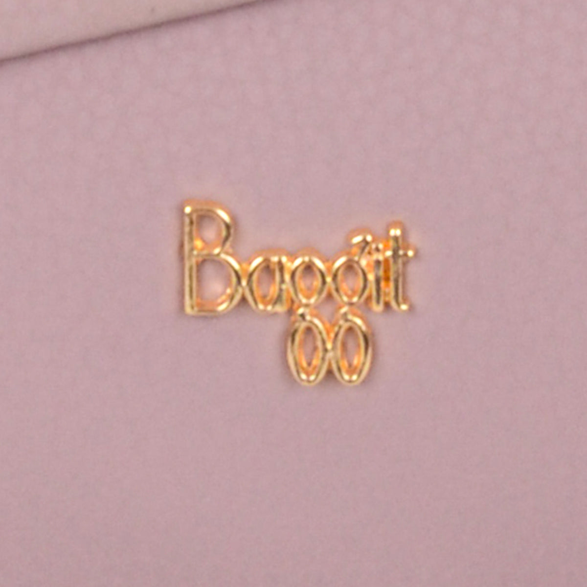 Daper Pink Medium Duffel Bags