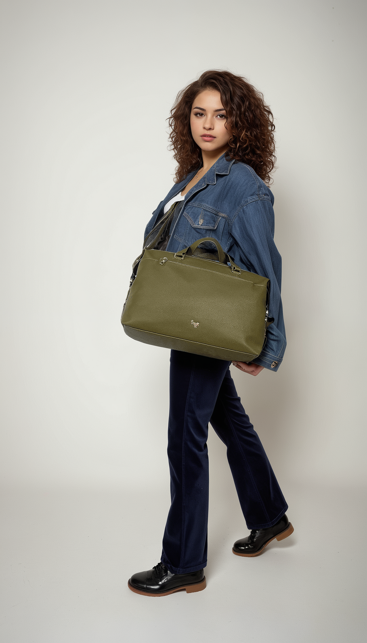 Traveler Green Large Duffel Bags