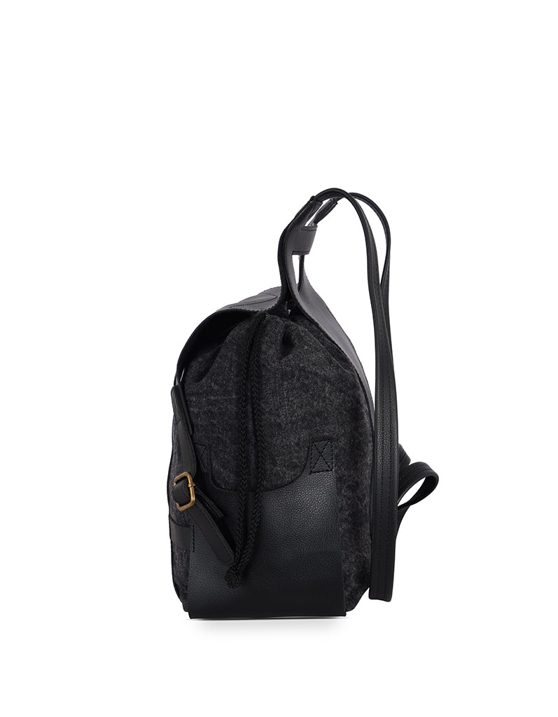 Dandol Black Large Backpack Bag