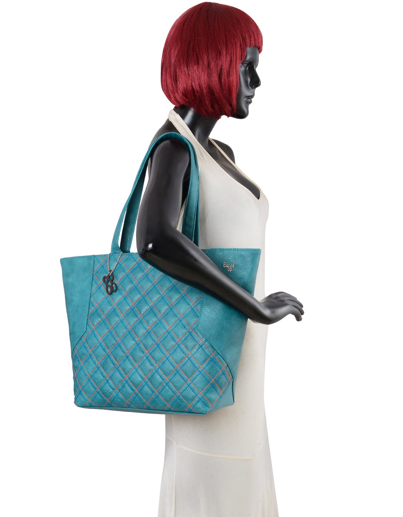 Tying Green Large Tote Bag