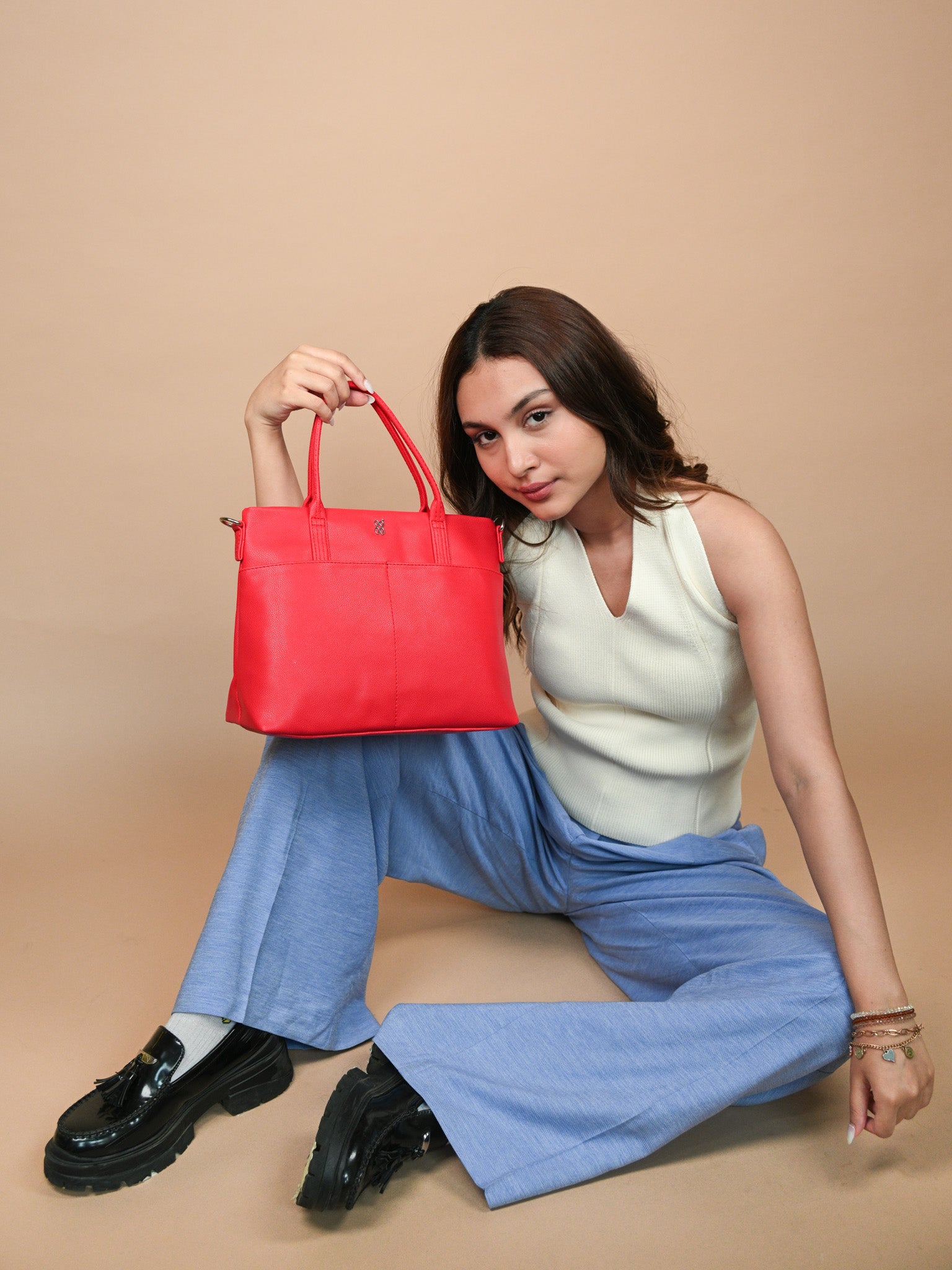 Gizella Red Medium Tote Bags